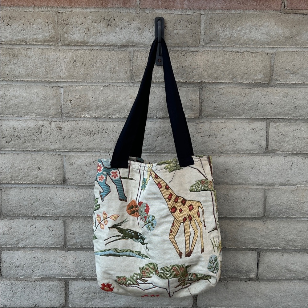 Multicolor Giraffe Patterned Tote Bag - image 5